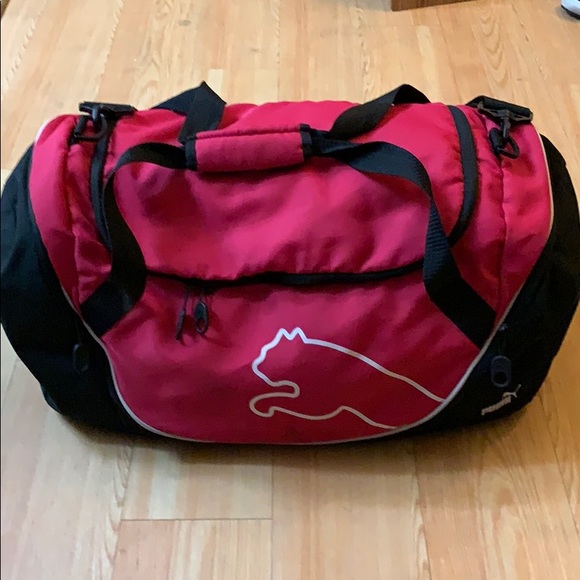 puma large duffle bag